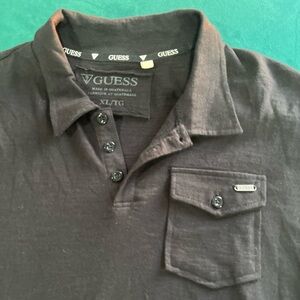 Guess polo shirt with shirt pocket and small badge logo